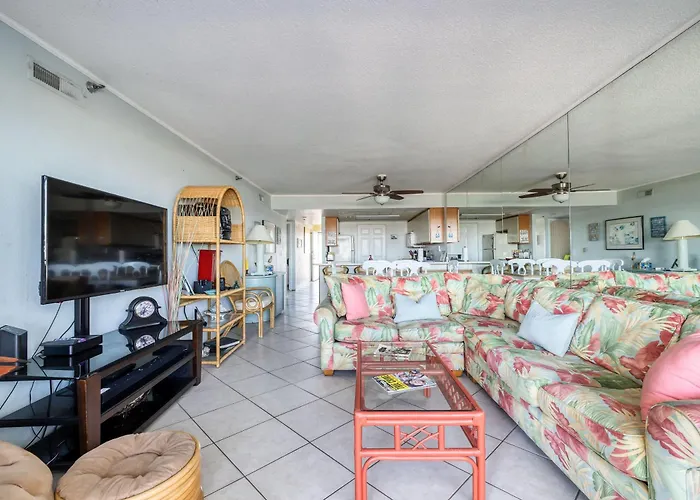 Plaza Manor Gst Holiday home *