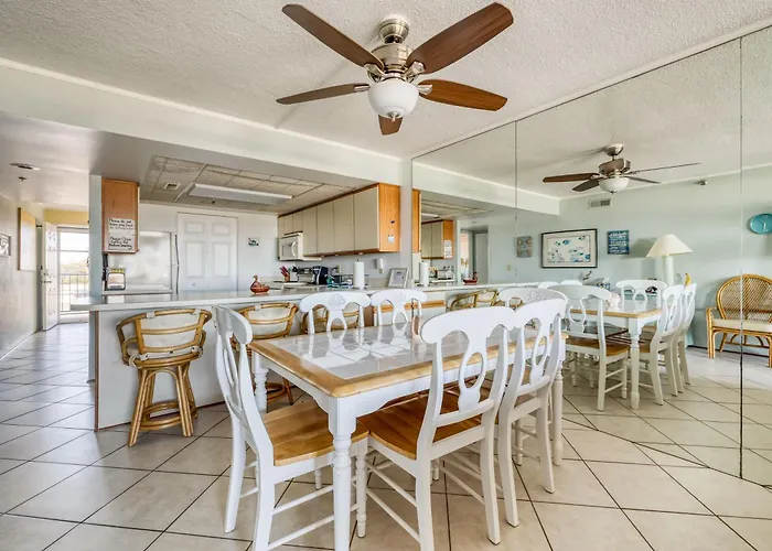 Plaza Manor Gst Holiday home *